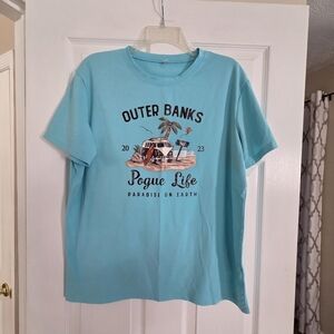 Outer Banks Aqua Graphic Short Sleeve Tee - Women XL fite Like A Large